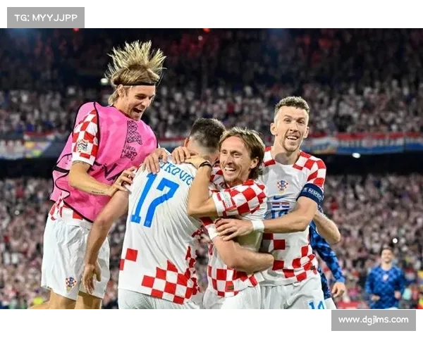 捷克对阵克罗地亚首发名单公布 魔笛领衔佩刀绍切克亮相主力阵容